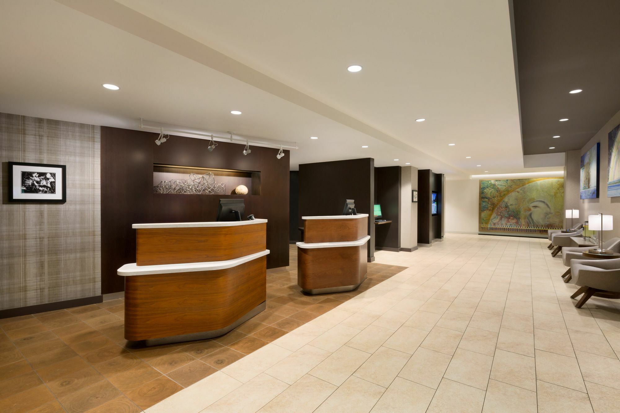 Hotel Dene & Conference Centre Cold Lake エクステリア 写真