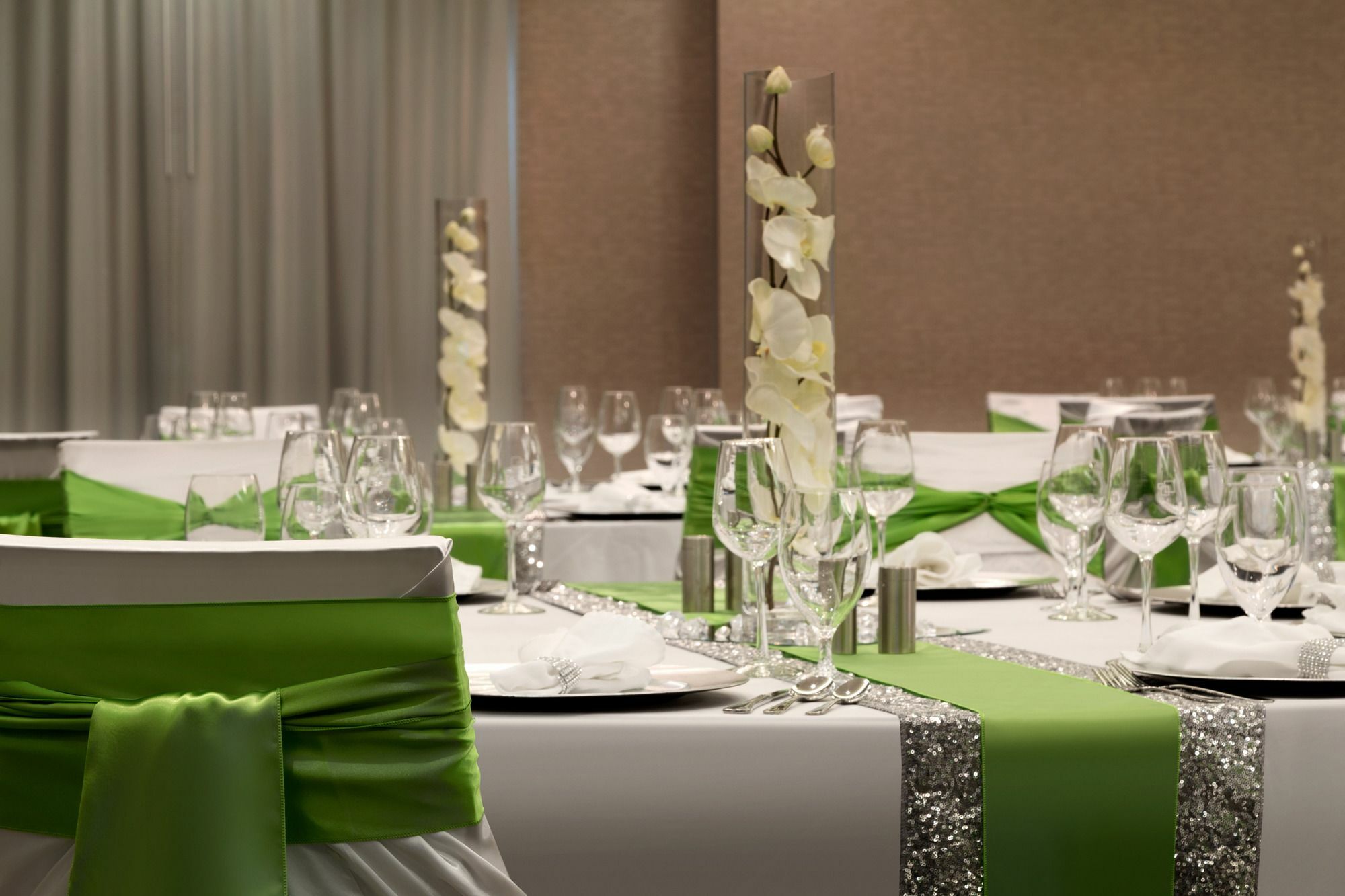 Hotel Dene & Conference Centre Cold Lake エクステリア 写真